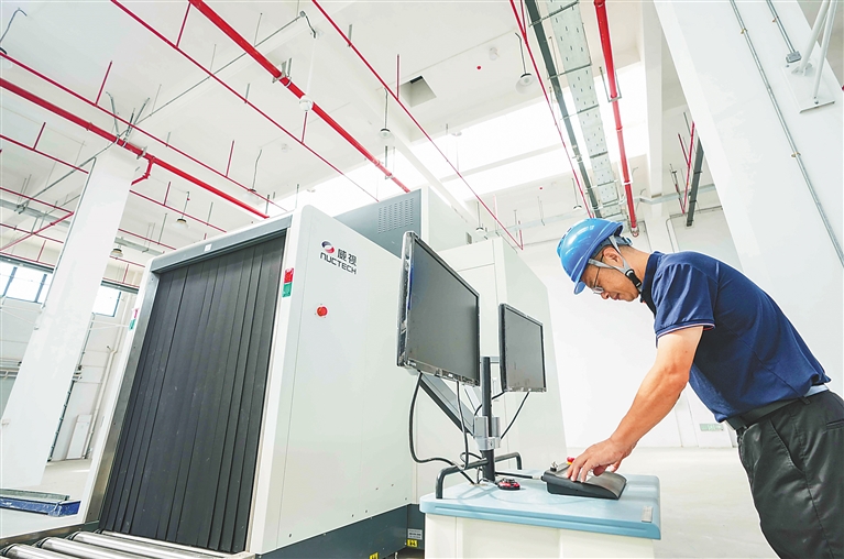 天津河西区推出便民新举措 电动车废旧电池有了回收柜