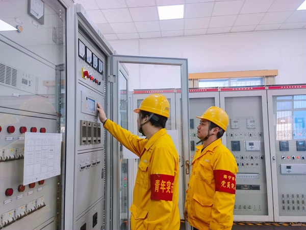 “地毯式”巡检让电网设备更坚强