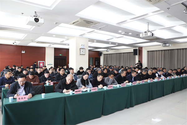 和林格尔新区举行算电数字设备制造产业园揭牌仪式