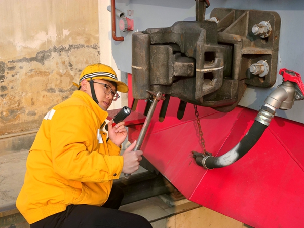 开学第一课：“电力低碳博物馆”在北海扬帆起航