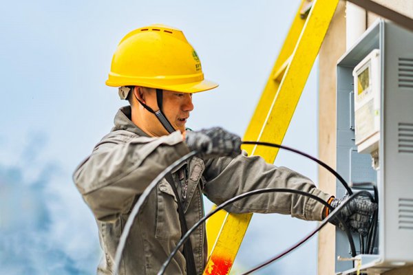 国内首条高温超导低压直流电缆并网投运