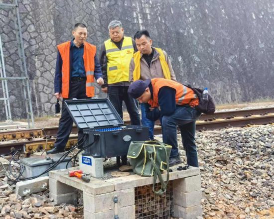 平坝供电局：“基础+”服务 提升电力效能