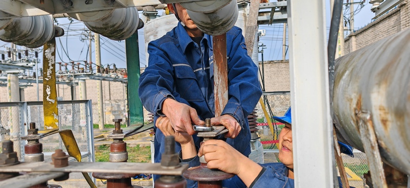 体操世界杯安塔利亚站：杨凡予微高低杠夺金 兰星宇吊环登顶